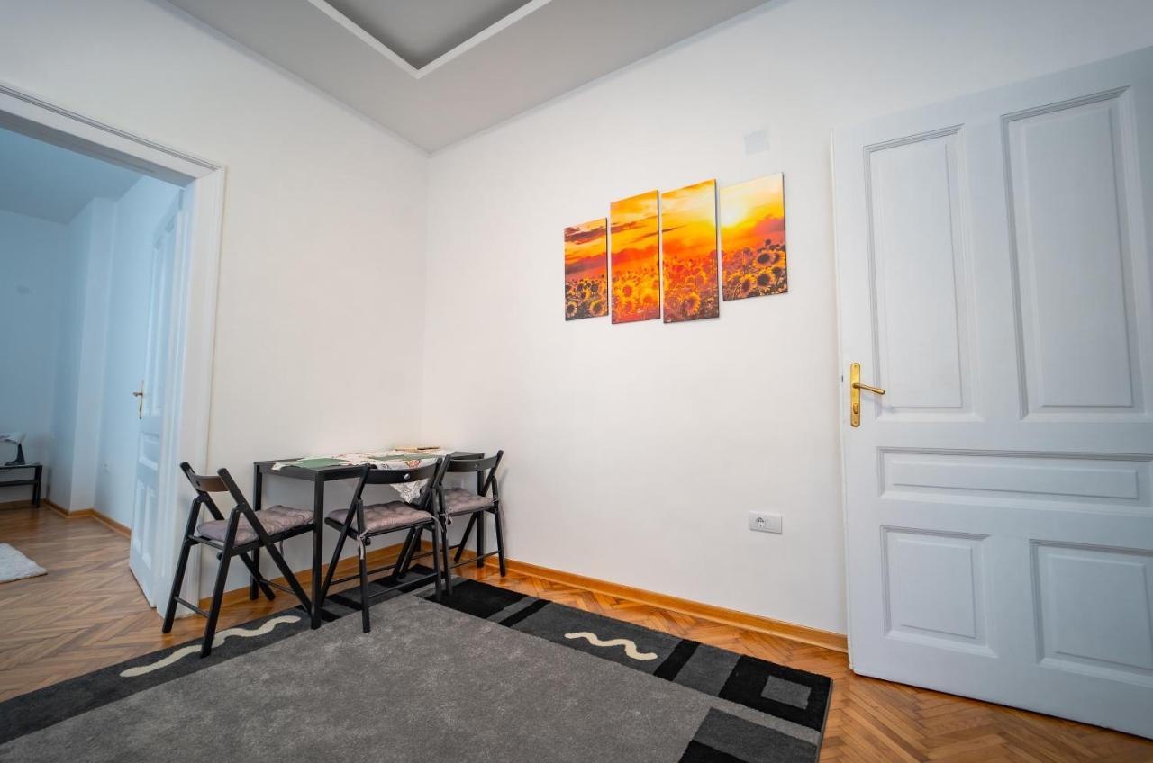 Botanical9, Belgrade Centre, 2 Bedroom Apartment Bagian luar foto
